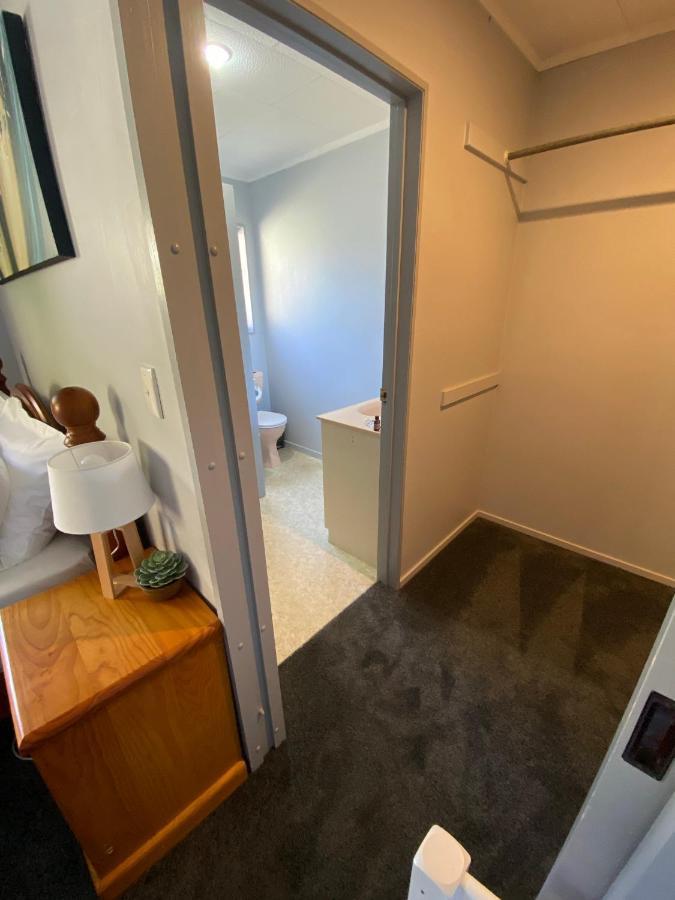 Motuoapa Bay Chalets تورانجي المظهر الخارجي الصورة
